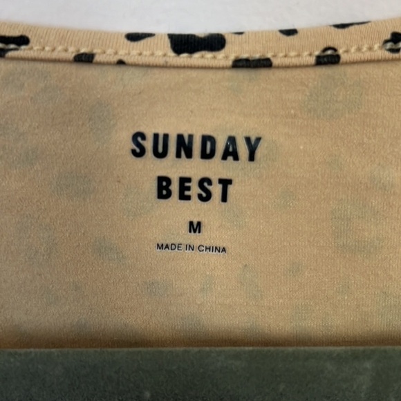 𝅺ARITZIA SUNDAY BEST l Animal Print Front Tie Top - Picture 3 of 4